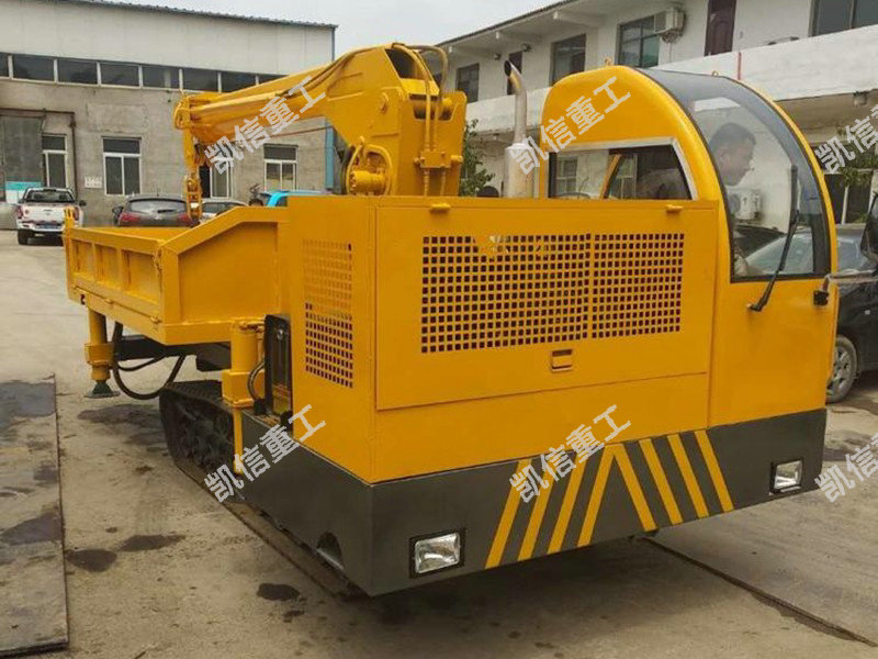 履帶隨車(chē)吊